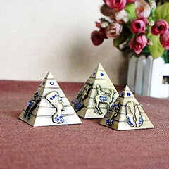 Egyptian Pyramid Miracle: Precision-Plated, Exquisitely Crafted – Perfect for Travelers! 3-Piece Metal Pyramid Model Set