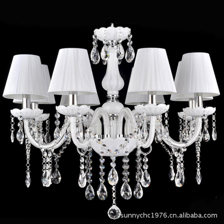 Guzhen fábrica al por mayor 8-cabeza araña de cristal blanco lámpara de la vela sala de estar dormitorio comedor lámpara entretenimiento lugar lámparas