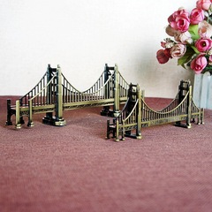 New American travel commemorative electroplating work metal gift gift alloy Golden Gate Bridge large and small