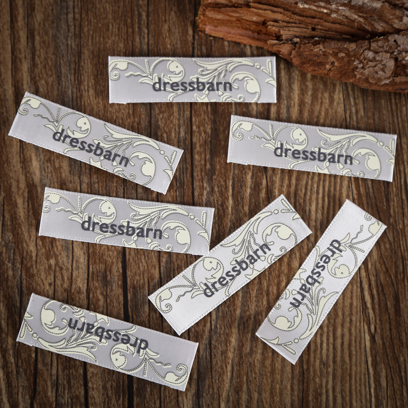 源头厂家定 制各种不褪色丝印领标外贸可通检测各种logo印唛