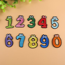 依绣电脑绣花章可爱眼睛数字刺绣布贴绣花标补丁贴衣服装饰修补贴