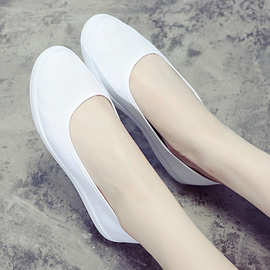 护士鞋女白色平底2024秋季新款医院工作美容鞋老北京布鞋女小白鞋