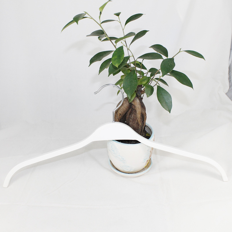 佛山蓝国 服装店高级实木衣架 简易西服衣架 服装店衣架支持定 做