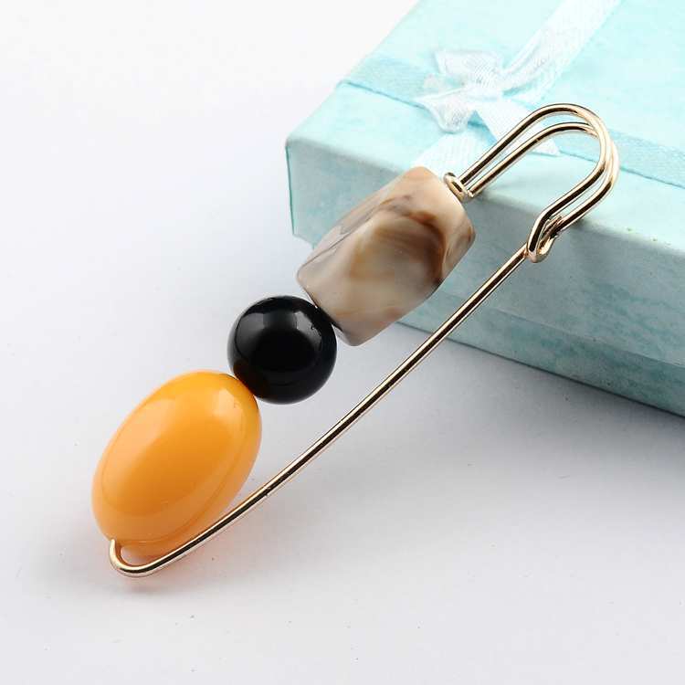 复古胸针 仿蜜蜡配饰大别针 毛衣开衫胸饰披肩扣厂家批发满包邮