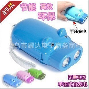 Factory shop pig lamp environmental protection hand pressure lamp cute pig lamp LED lighting flashlight can be customized logo