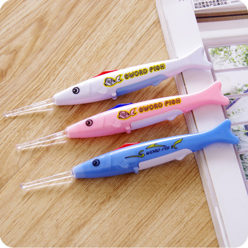Cartoon fish-shaped detachable cleaning ear scoop for adults and children luminous ear picking tool ear picking tool