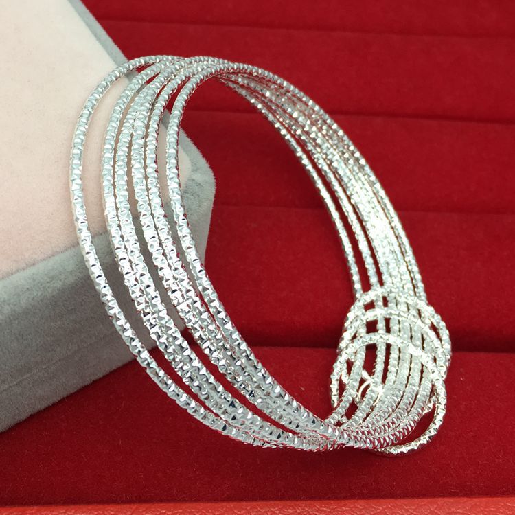 Yiwu Bracelet Wholesale New Six Circle Bracelet Circle Bracelet Exhibition Party Street Stall Low Price Supply Yiwu Bracelet Wholesale New Six Circle Bracelet Circle Bracelet Exhibition Party Street Stall Low Price Supply