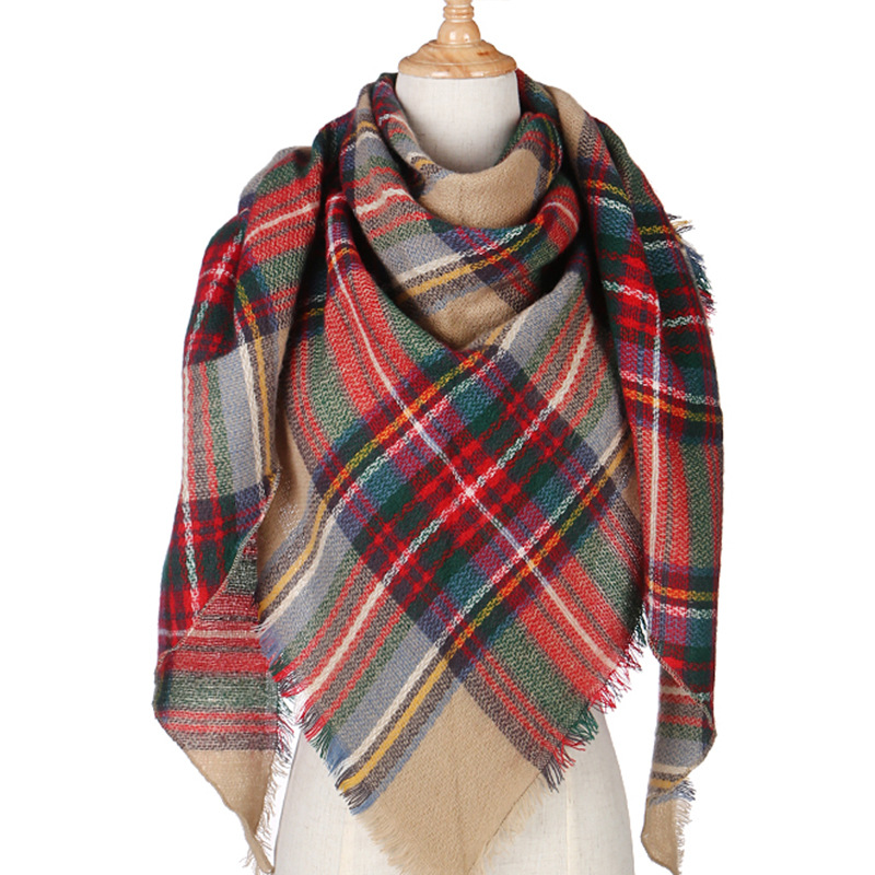 Bufanda triangular a cuadros clásica de cachemira para mujer, versátil para otoño/invierno, cálida, estilo coreano, en stock, venta al por mayor