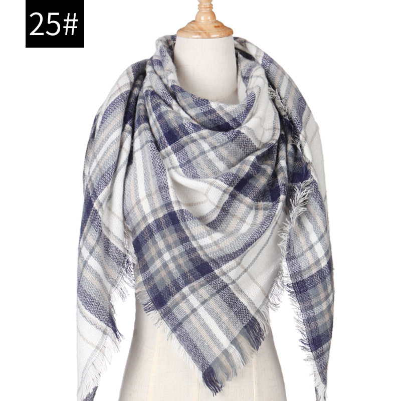 Bufanda triangular a cuadros clásica de cachemira para mujer, versátil para otoño/invierno, cálida, estilo coreano, en stock, venta al por mayor