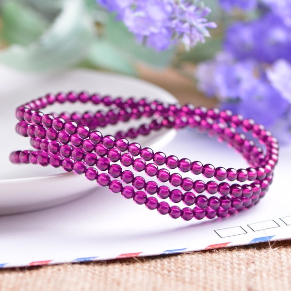 Sophisticated organic crystal bracelet