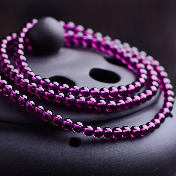 Sophisticated organic crystal bracelet