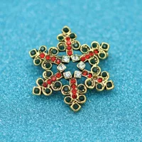 XZ0080 рождественские креативные подарки Европейская и американская мода Рождественский бриллиант Снежинка брошь все подходящие аксессуары оптом