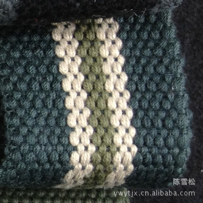 카키 스트라이프