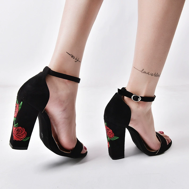 2021 Внешняя торговля новая 34-43 больших размеров Amazon независимая станция с вышивкой на толстом каблуке женская модная обувь на высоком каблуке