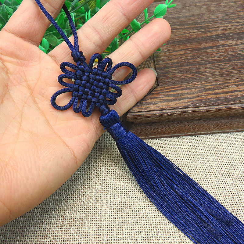 네이비 작은 매듭 펜던트