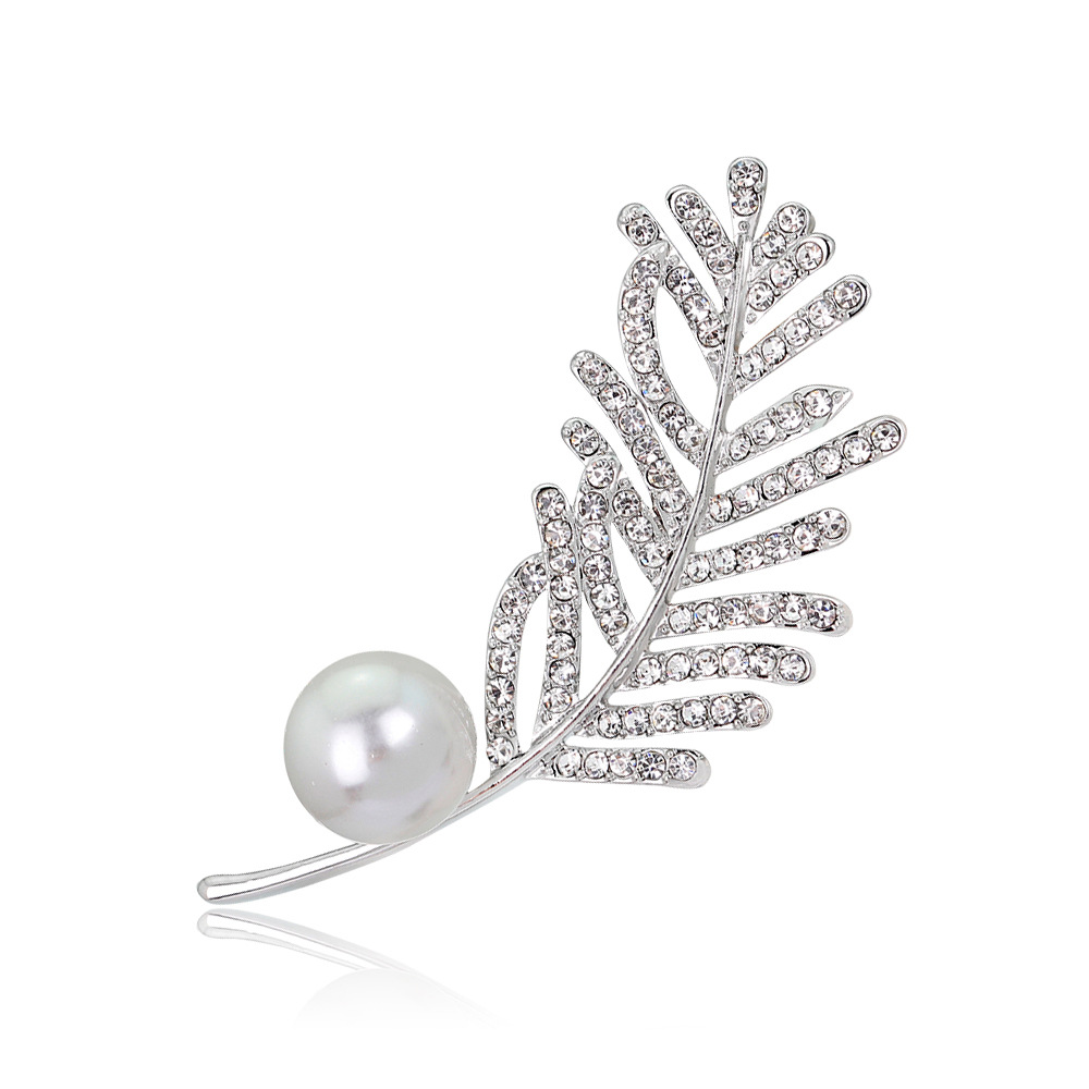 Korean fashion pearl brooch pin ladies diamond tree leaf brooch corsage factory foreign trade