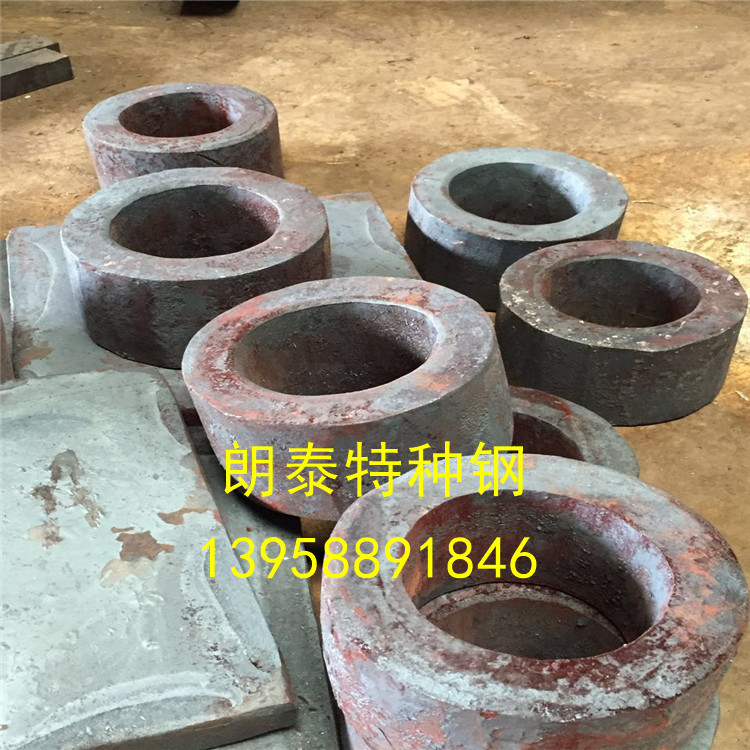 现货直销40CrNiMo/40CR/42CRMO圆钢板材锻件锻打法兰圈圆环异型