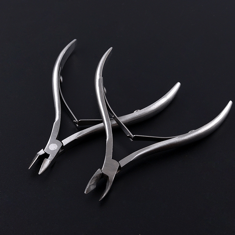 Dead skin scissors pedicure pliers nail clippers beauty pliers White Clip scissors 8710 clip black Clip scissors