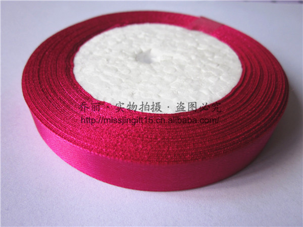 En stock 15MM cinta de poliéster de una sola cara Cinta de regalo Decoración cinta DIY cinta hecha a mano embalaje de la flor