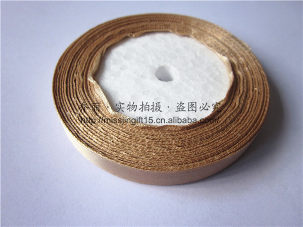 En stock 15MM cinta de poliéster de una sola cara Cinta de regalo Decoración cinta DIY cinta hecha a mano embalaje de la flor