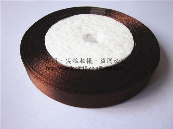 En stock 15MM cinta de poliéster de una sola cara Cinta de regalo Decoración cinta DIY cinta hecha a mano embalaje de la flor