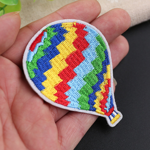 依绣电脑绣花章衣服装饰补丁贴刺绣布贴游乐园卡通绣花标可爱卡通