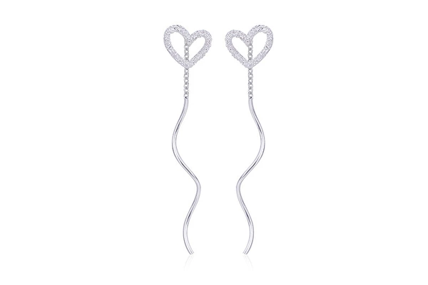 Platinum earrings heart-shaped