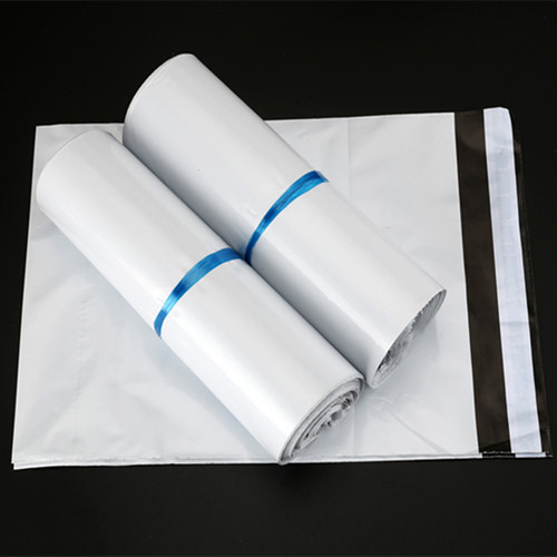 White thickened new material express bag 28*42 packaging bag with broken rubber seal. Mailing bag factory direct sale.