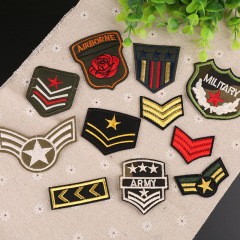 Embroidered Computer Embroidery Patch with Three Rods, Green Ribbon Badge, Decorative Embroidery Fabric Sticker for Clothes, Bags, and Patches