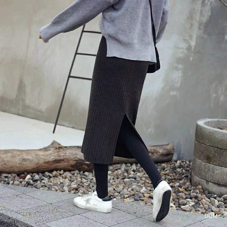 2023 осенне-зимнее пальто с новой средней и длинной тонкой прямой сумочкой юбкой на бедрах вязаная женская с разрезом