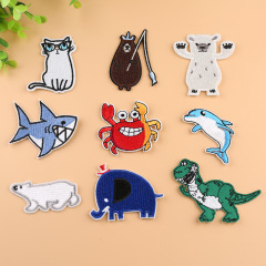 Embroidered patch with cute cartoon animal design, computer embroidery, suitable for clothing decoration, small size patch label
