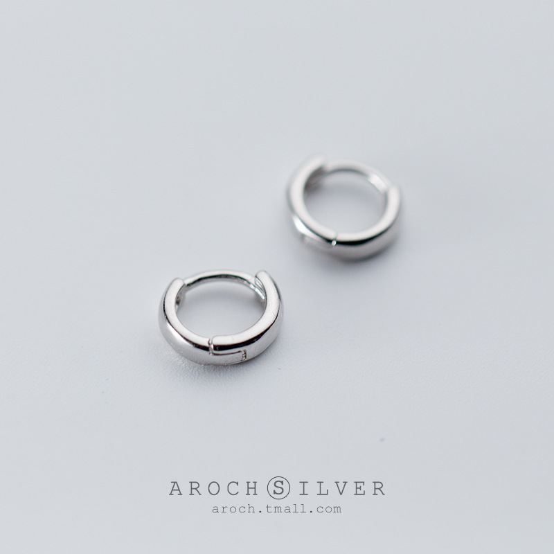 S925 botón de orejas de plata para mujeres estilo japonés y coreano simple brillante círculo corto de orejas temperamento botón de orejas clavo de orejas E1013