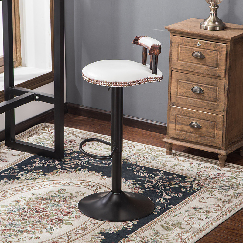 Белый (обратный удар)