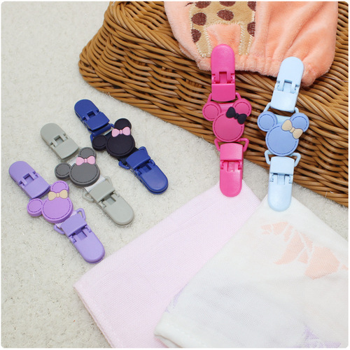 Baby cartoon pacifier chain handkerchief clip baby comfort toy towel clip silicone double-headed cartoon bib clip