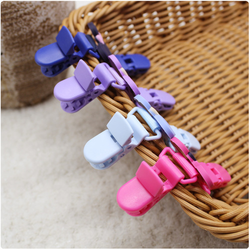 Baby cartoon pacifier chain handkerchief clip baby comfort toy towel clip silicone double-headed cartoon bib clip