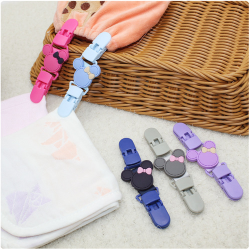 Baby cartoon pacifier chain handkerchief clip baby comfort toy towel clip silicone double-headed cartoon bib clip