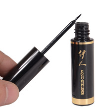 �����۾�Һ101��ˮܛ�^Ӱ���۾��P��ж�y��ɫ