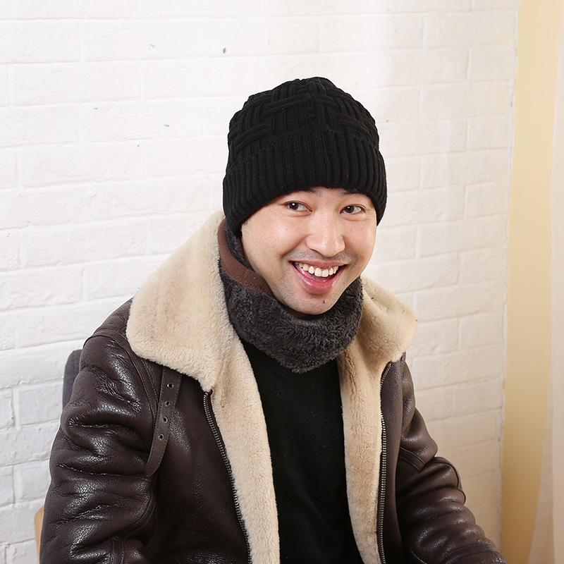 2024秋冬加绒保暖针织毛线帽子 中老年户外保暖护耳帽子厂家直供