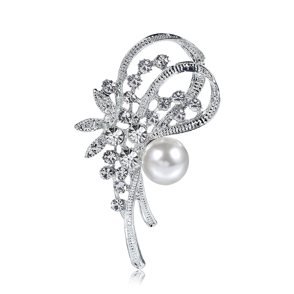 New Lady daffodil brooch with Pearl fashion clothing corsage wholesale