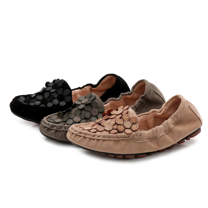 Mocasines para mujer primavera y verano nuevo desgaste exterior plano perezoso deslizamiento-en rollo de huevo mujeres embarazadas más tamaño versátil mocasines Coreanos