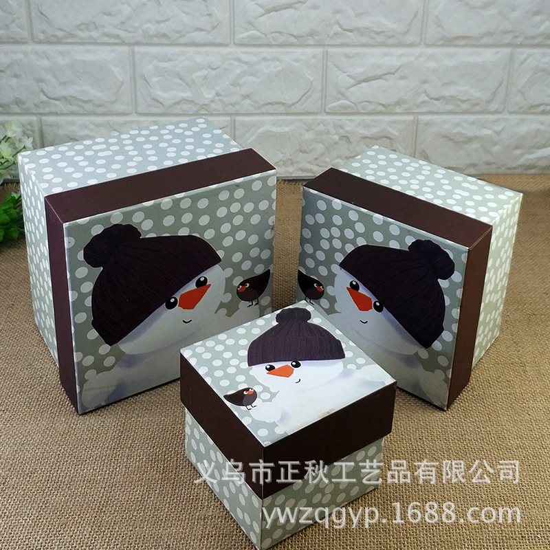 天地盖圣诞礼品盒雪人图案纸盒纸质正方形彩色节日礼物日用包装盒