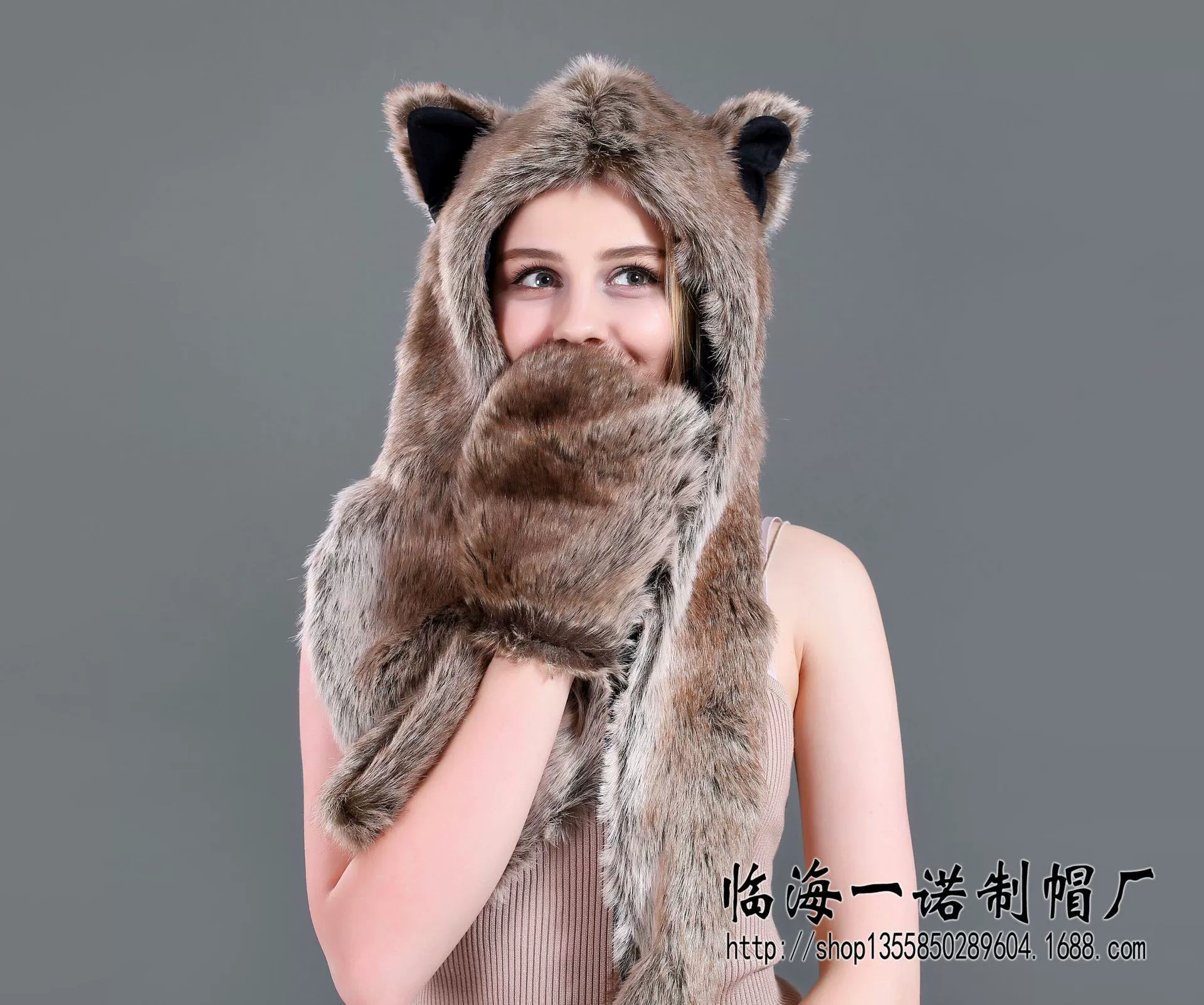 Winter Cartoon Hat, Scarf & Gloves Set (Speed Tong) — One Size, Multiple Animal Styles