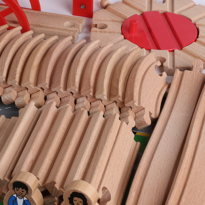 Selección estricta de 100 piezas de madera maciza escena de tránsito ferroviario pequeño traje de tren de madera DIY bloques de construcción Juguetes