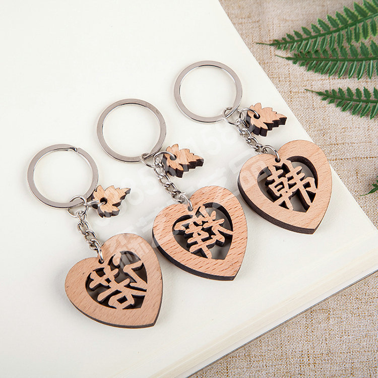 Tourist Attractions Stalls Hot Selling Hundred Family Names Last Name Heart-Shaped Wooden Keychain