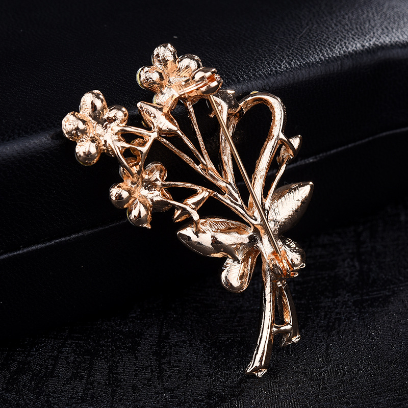 Spilla vintage da donna - elegante fermaglio per sciarpa_voghion.com
