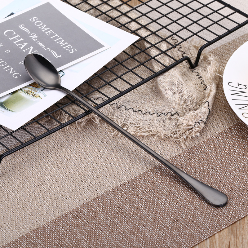 081 Titanium Black (cuchara con punta de hielo)