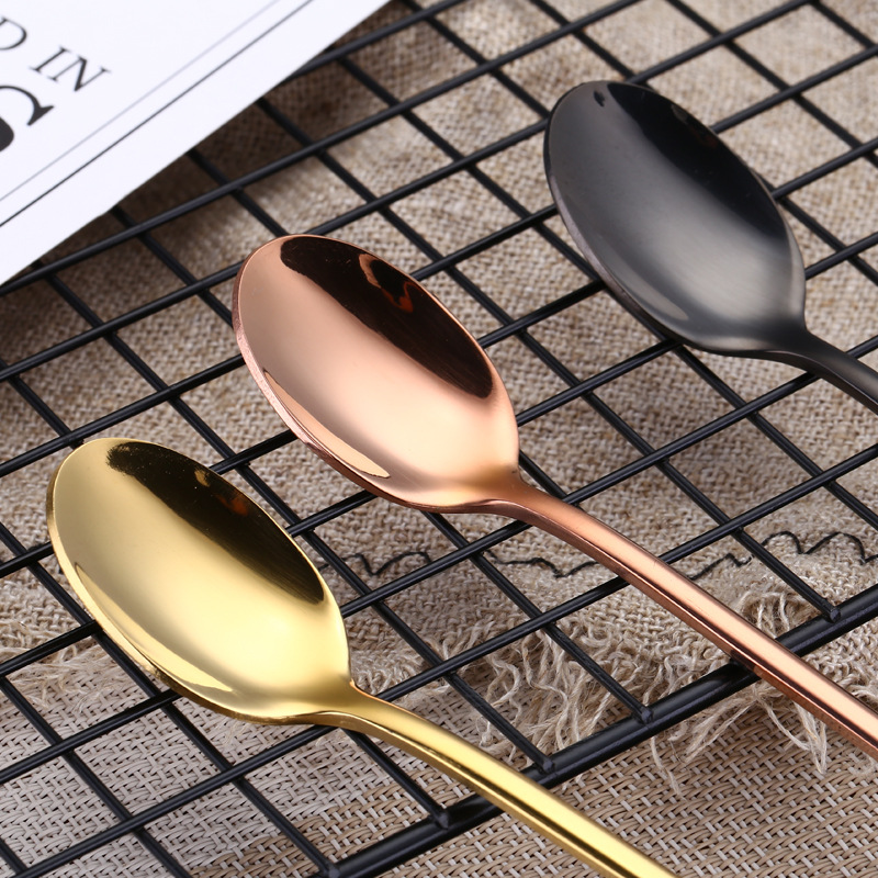 Cuchara de acero inoxidable cuchara de hielo cuchara de condimento de mango largo chapada en oro agitación cuchara redonda de hielo miel