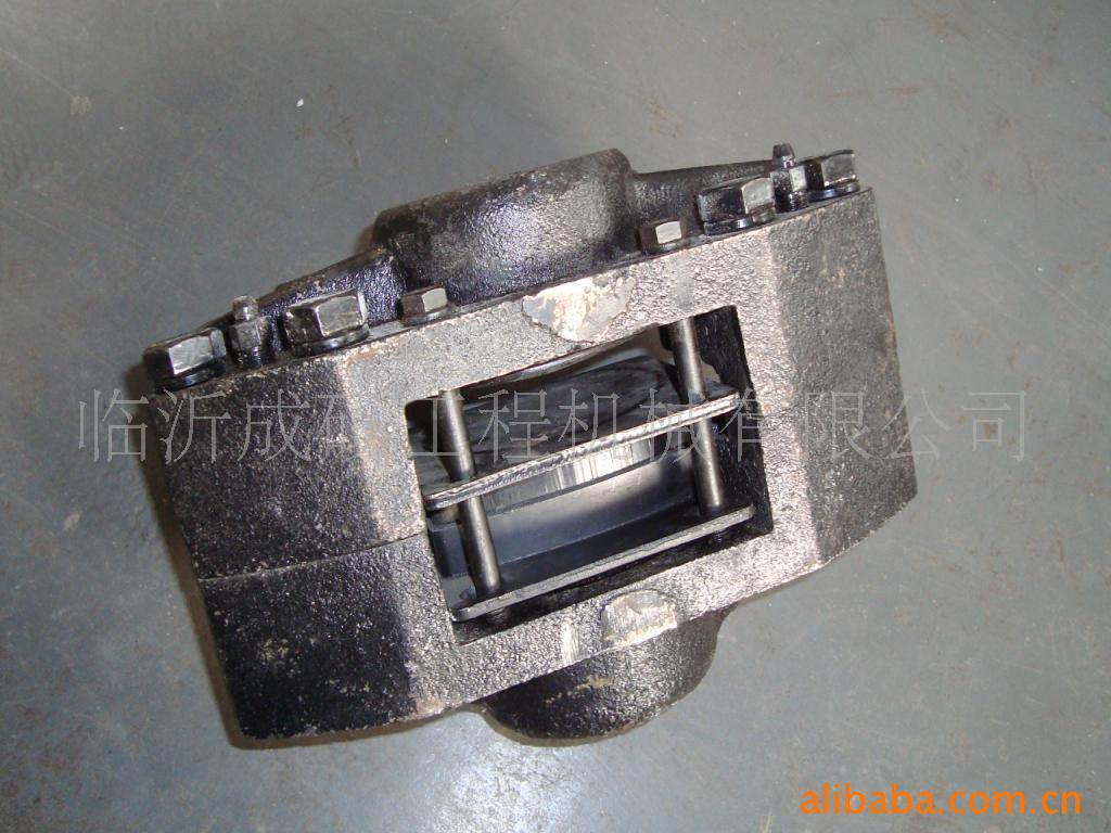 供应临工装载机配件--LG918制动钳总成