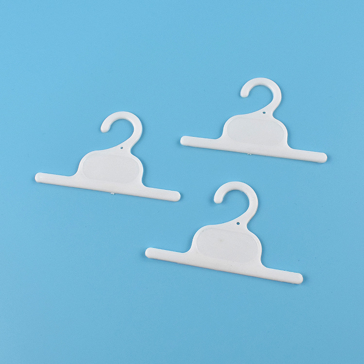 塑料小挂钩 包装盒展示挂钩 白色塑料钩子 9*5.5cm 塑料袋吊钩