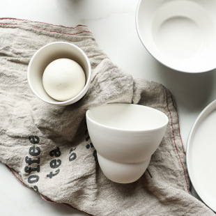 �S�����������b�¿��ţ�̱���ʽ�͏dɳ����Ƶ���ɫ�c�ıP